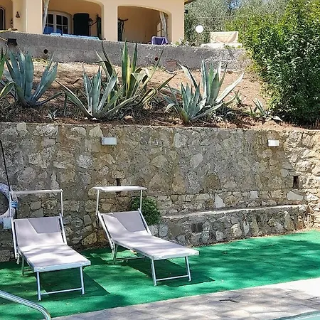 Gualdo Piscina Vista Mare Villa